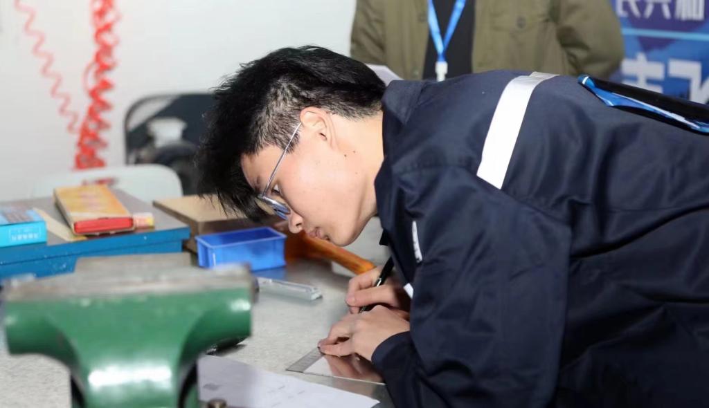 d157e3b02ddf94652033b5bca02a508